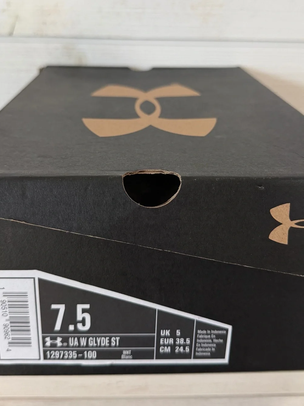 Under Armour UA W Glyde ST Womens 7.5 White Metal Softball Cleats 1297335-100